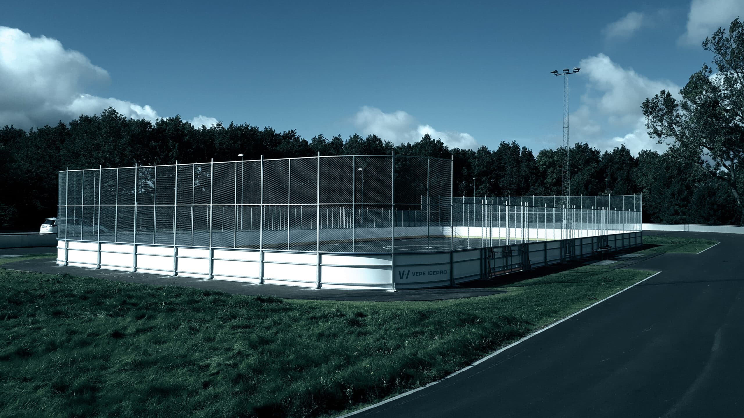 VePe IcePro – Moniline ishockeyvant for utendørs bruk
